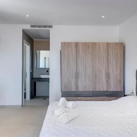 Hotel Chrysonisos With Sunset & Seaviews Near Kini