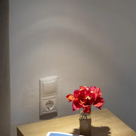 호텔 Chrysonisos With Sunset & Seaviews Near 키니언