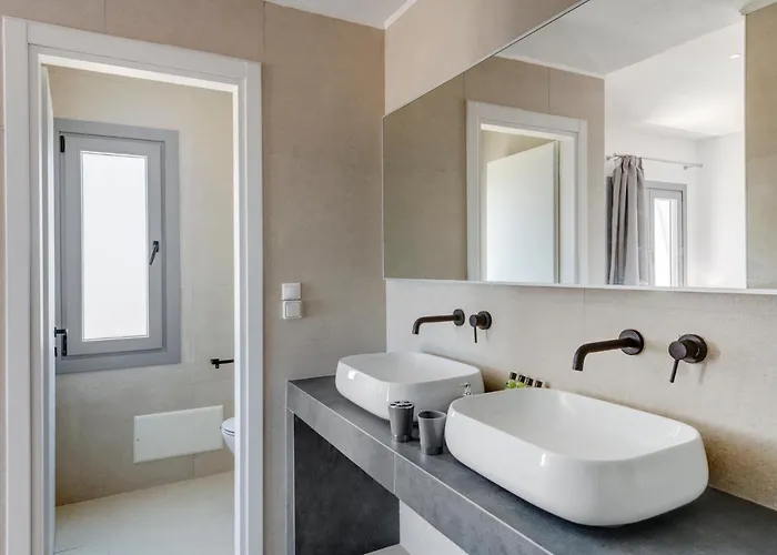 Chrysonisos With Sunset & Seaviews Near Kini