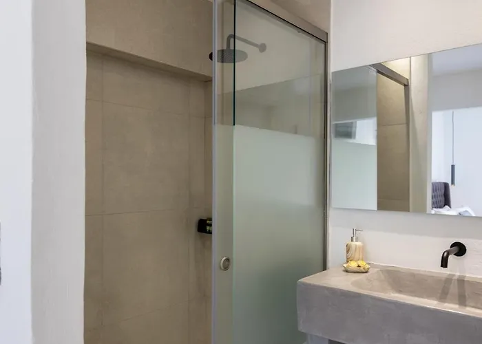 מלון Chrysonisos With Sunset & Seaviews Near Kini