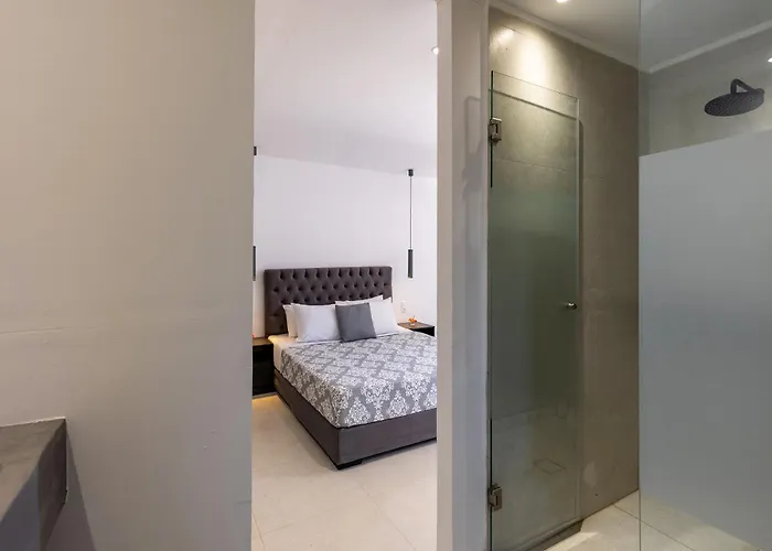 מלון Chrysonisos With Sunset & Seaviews Near Kini